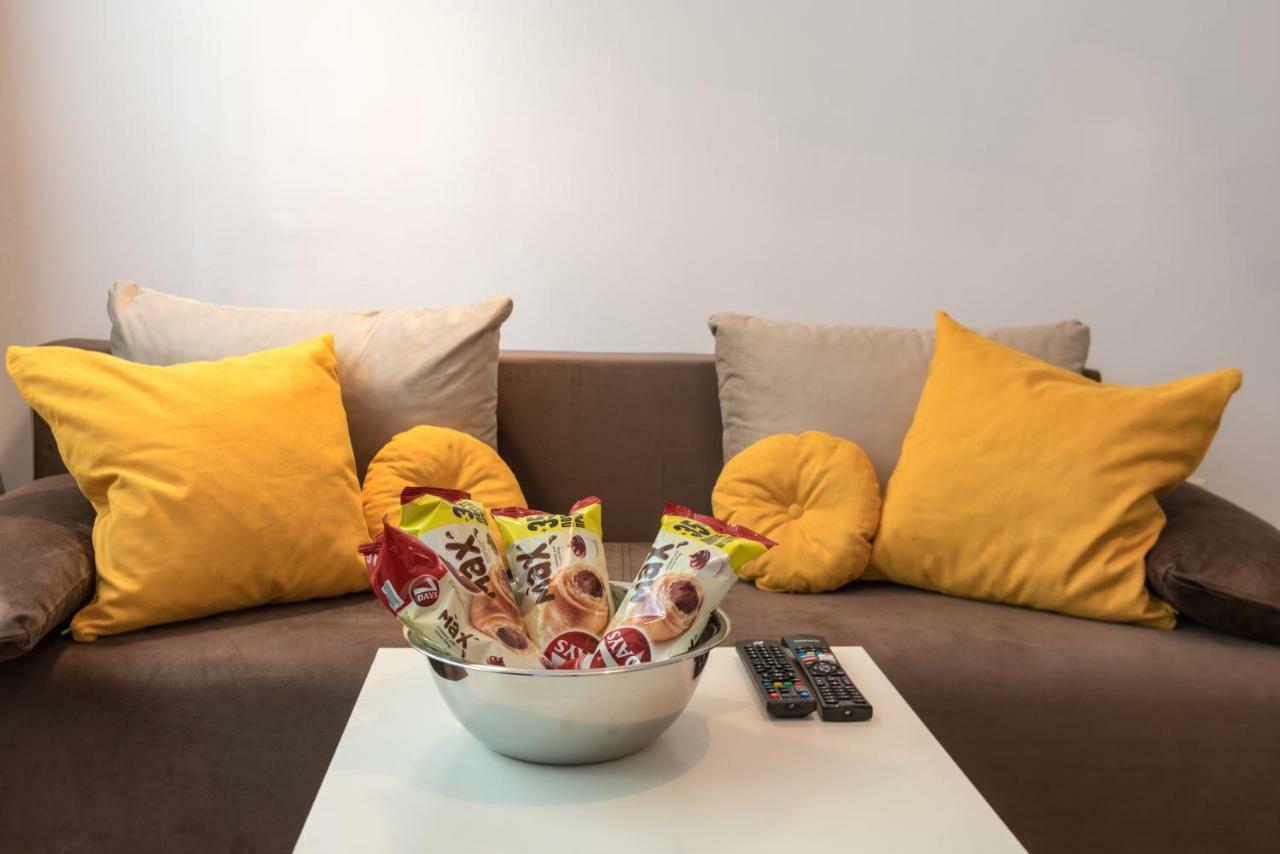 Comfort.Chic.Charming Apt With Terrace Near Ndk 소피아 외부 사진