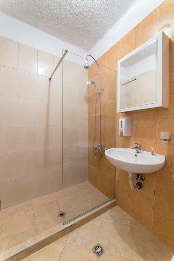 Comfort.Chic.Charming Apt With Terrace Near Ndk 소피아 외부 사진